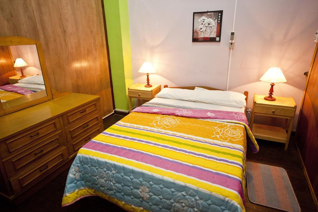 Black Cat Hostel Asuncion Exterior photo